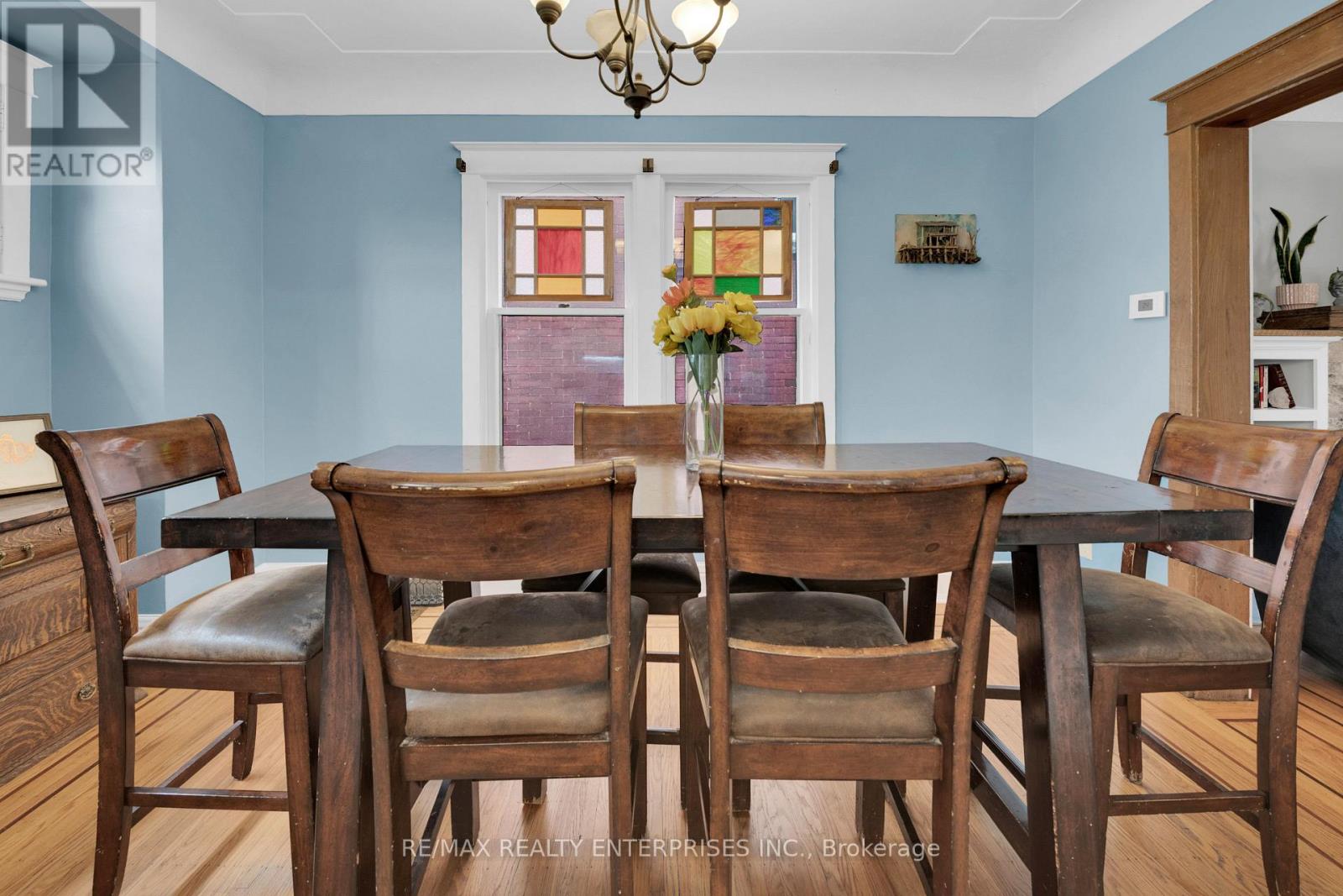 Photo 21 of 67 Kensington Avenue S, Hamilton ON