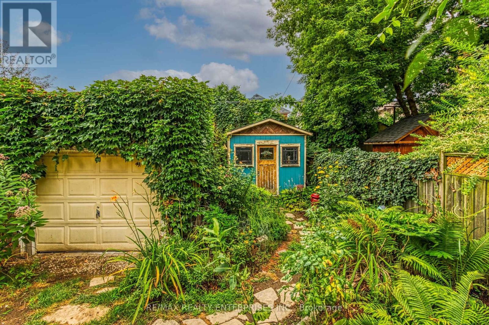 Photo 20 of 67 Kensington Avenue S, Hamilton ON