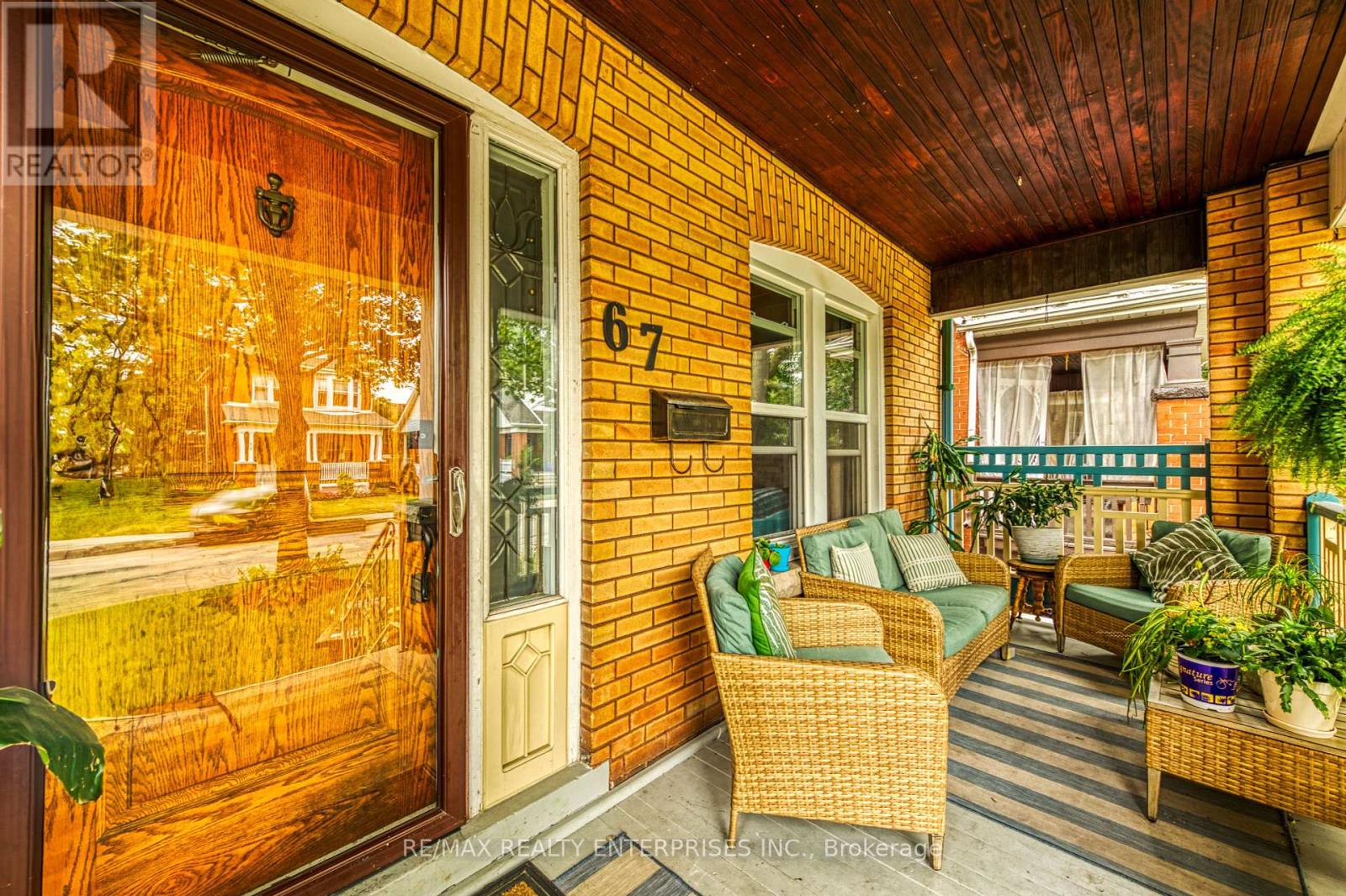 Photo 12 of 67 Kensington Avenue S, Hamilton ON