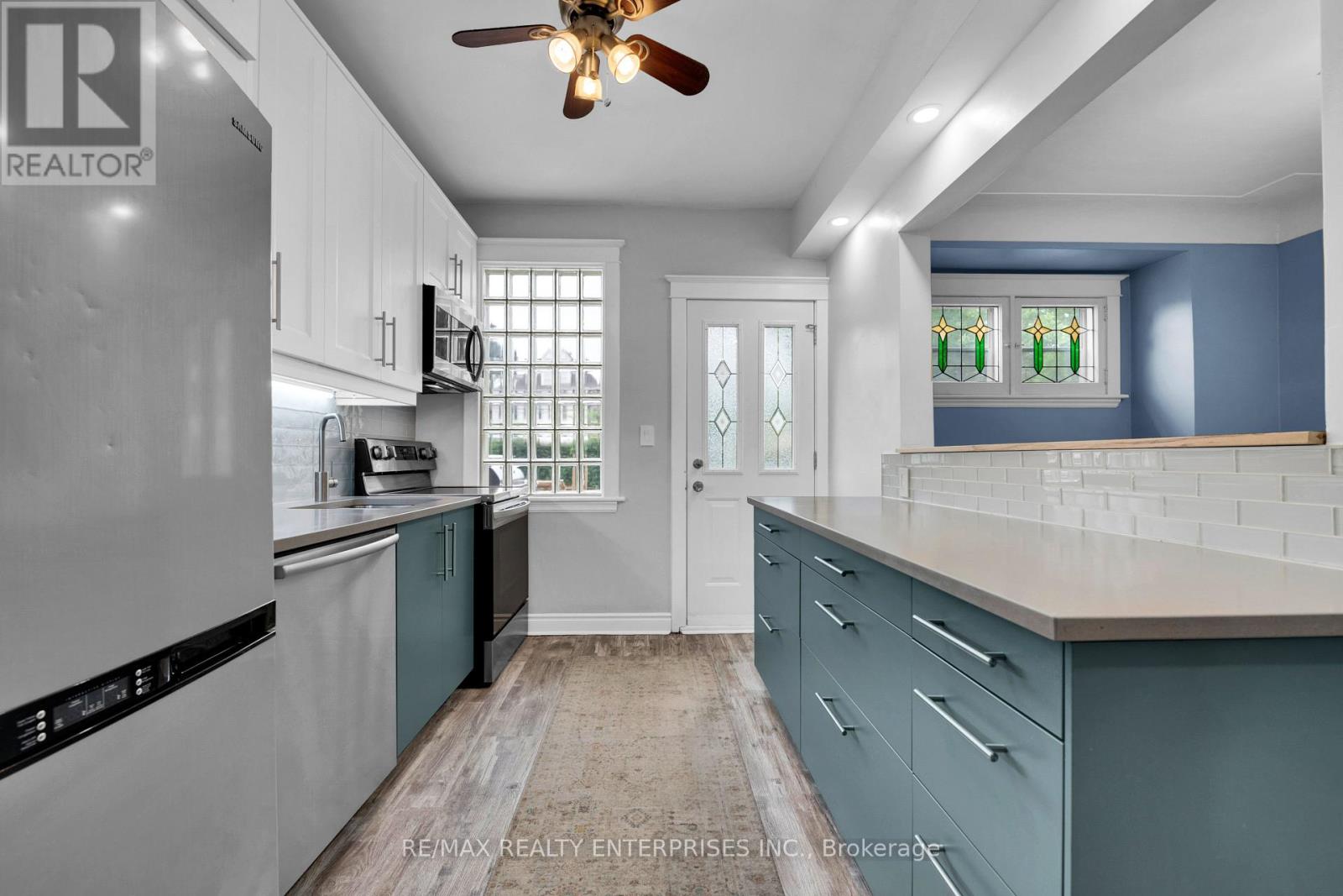 Photo 37 of 67 Kensington Avenue S, Hamilton ON
