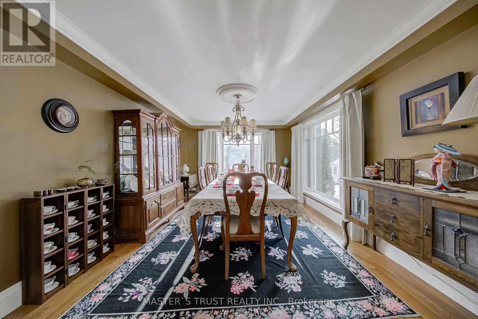 Photo 6 of 73 Babcombe Drive, Markham ON