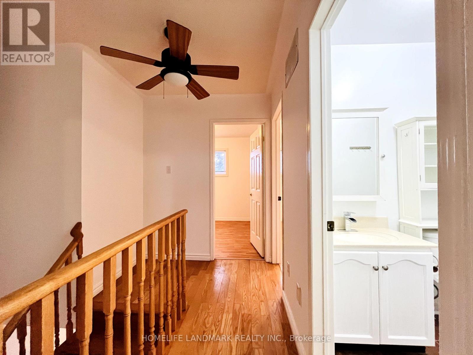 Photo 4 of 65 Kelso Crescent, Vaughan ON