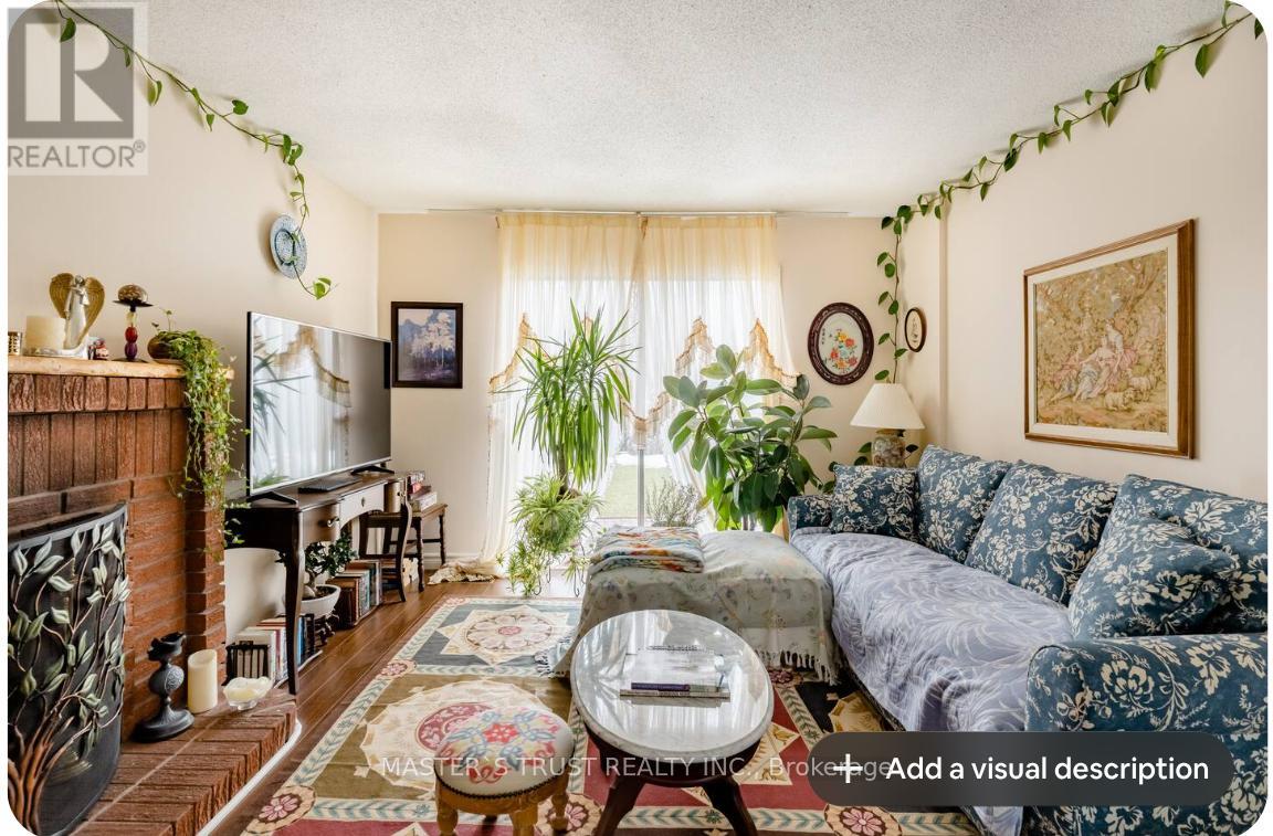 Photo 7 of 29 Hagerman Boulevard, Markham ON