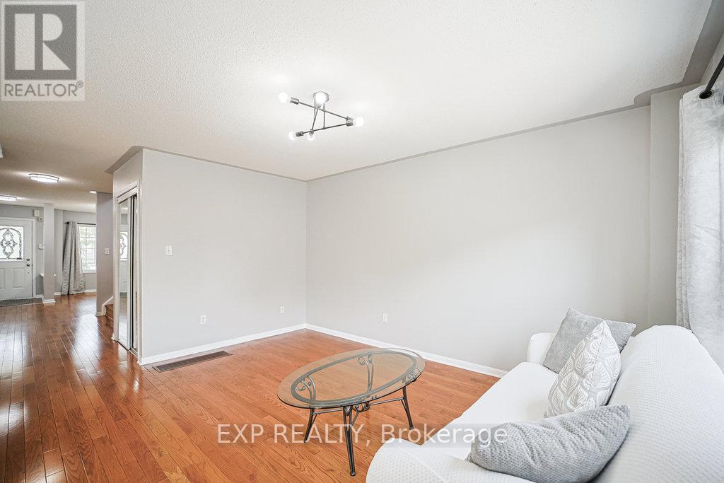 Photo 17 of 36 Olivett Lane, Brampton ON