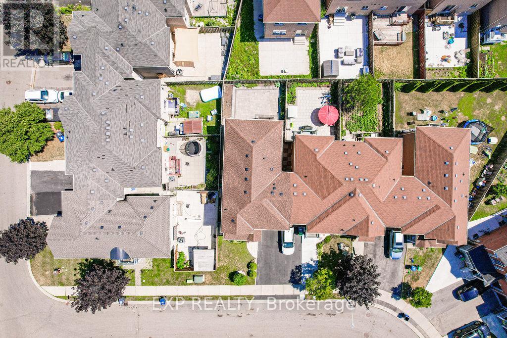 Photo 37 of 36 Olivett Lane, Brampton ON