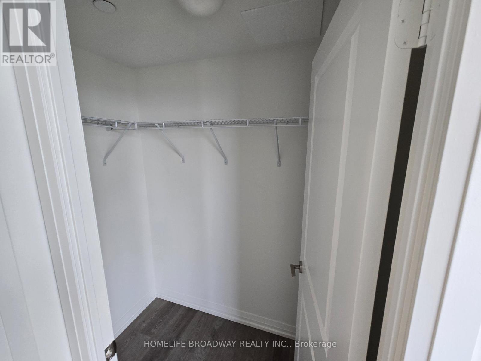 Photo 34 of Ph 04 325 Yorkland Boulevard, Toronto ON