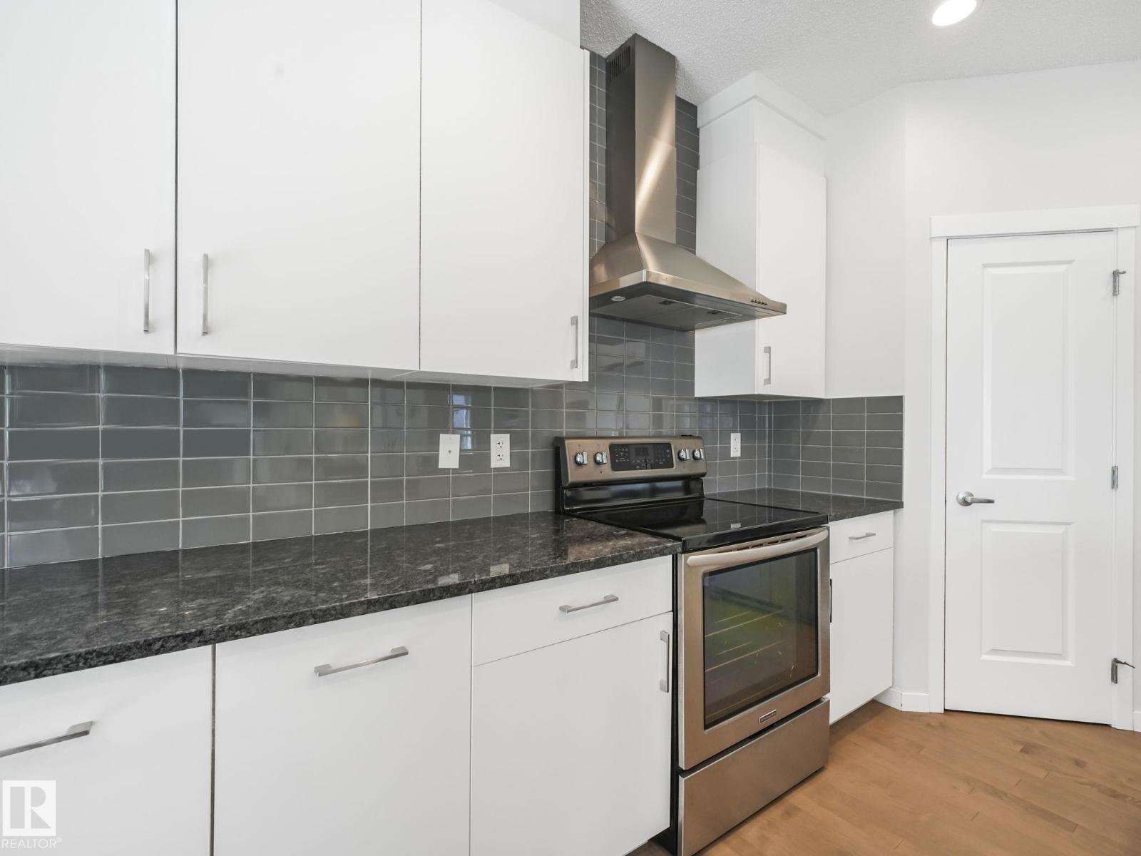 Photo 70 of 6107 175 Av Nw, Edmonton AB