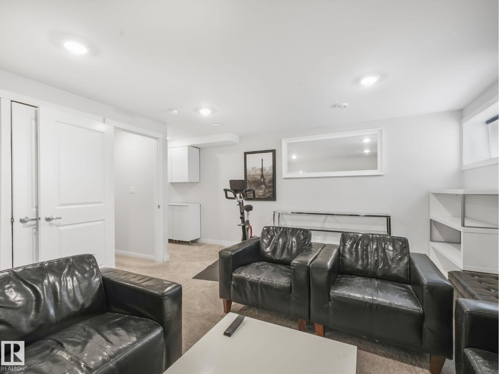 Photo 72 of 6107 175 Av Nw, Edmonton AB