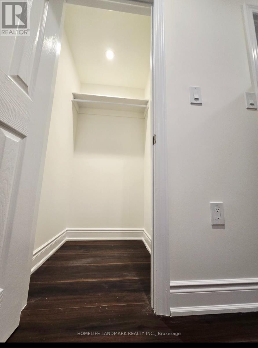Photo 9 of 147 Bocelli Crescent, Hamilton ON