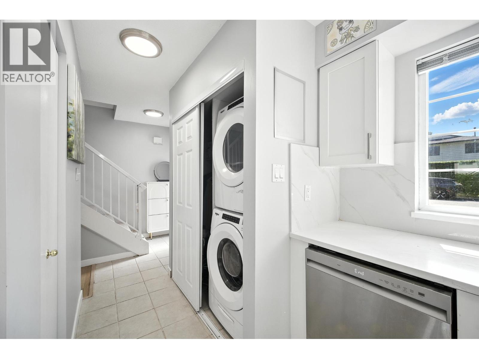 Photo 13 of 8540 Rosebank Crescent, Richmond BC