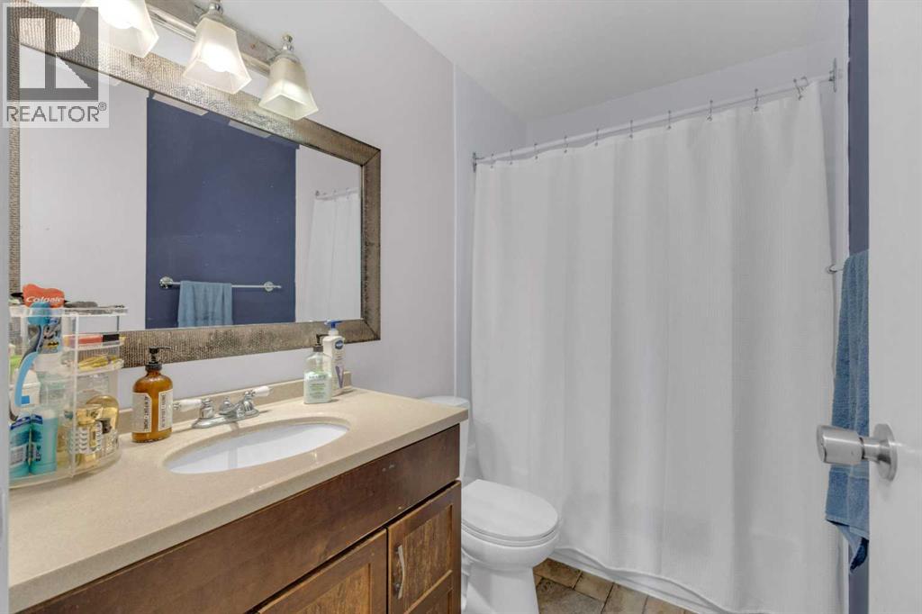 Photo 27 of 10 45 Streetcrescent, Sylvan Lake AB