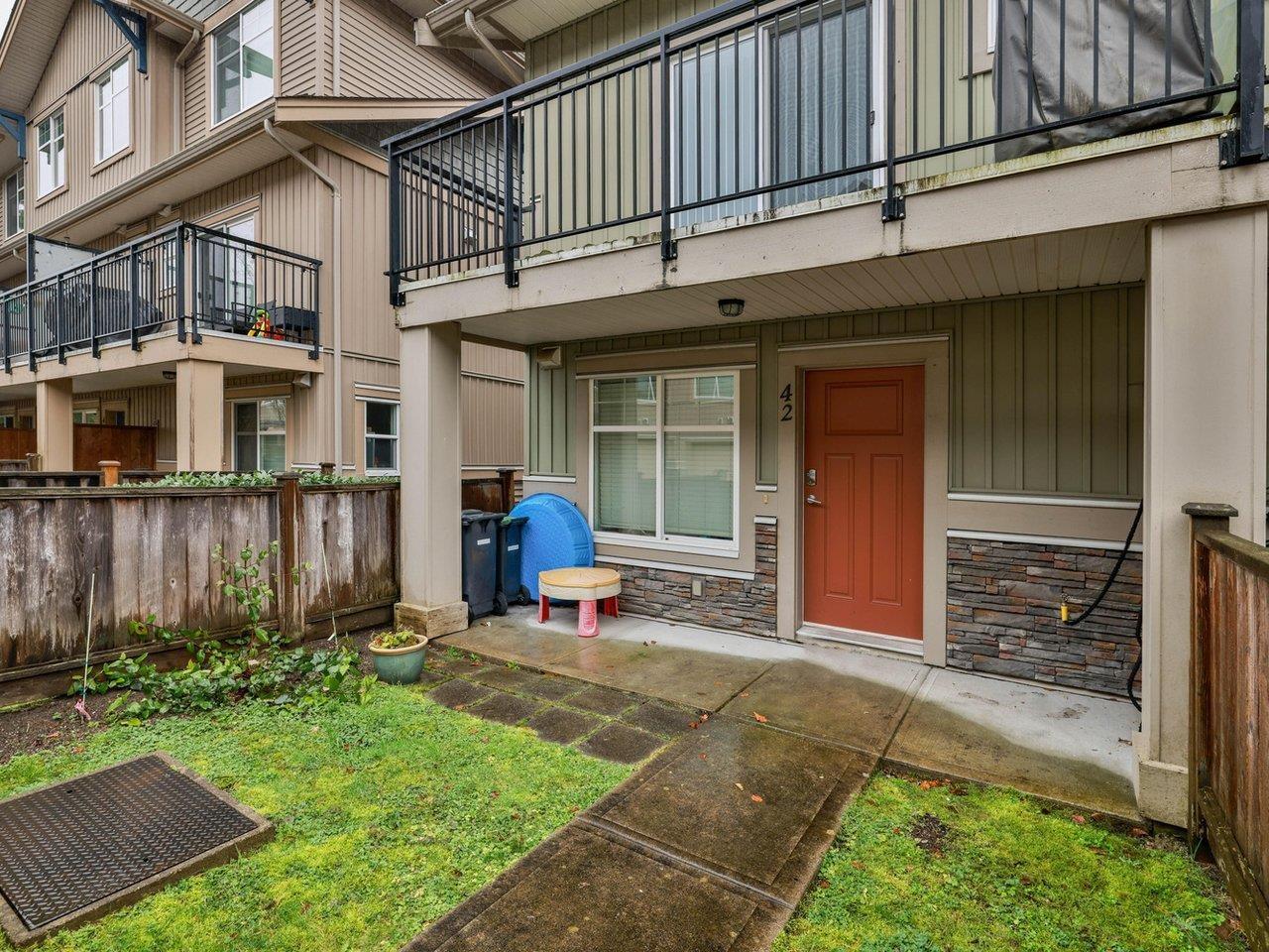 Photo 23 of 42 20966 77 A Avenue, Langley BC