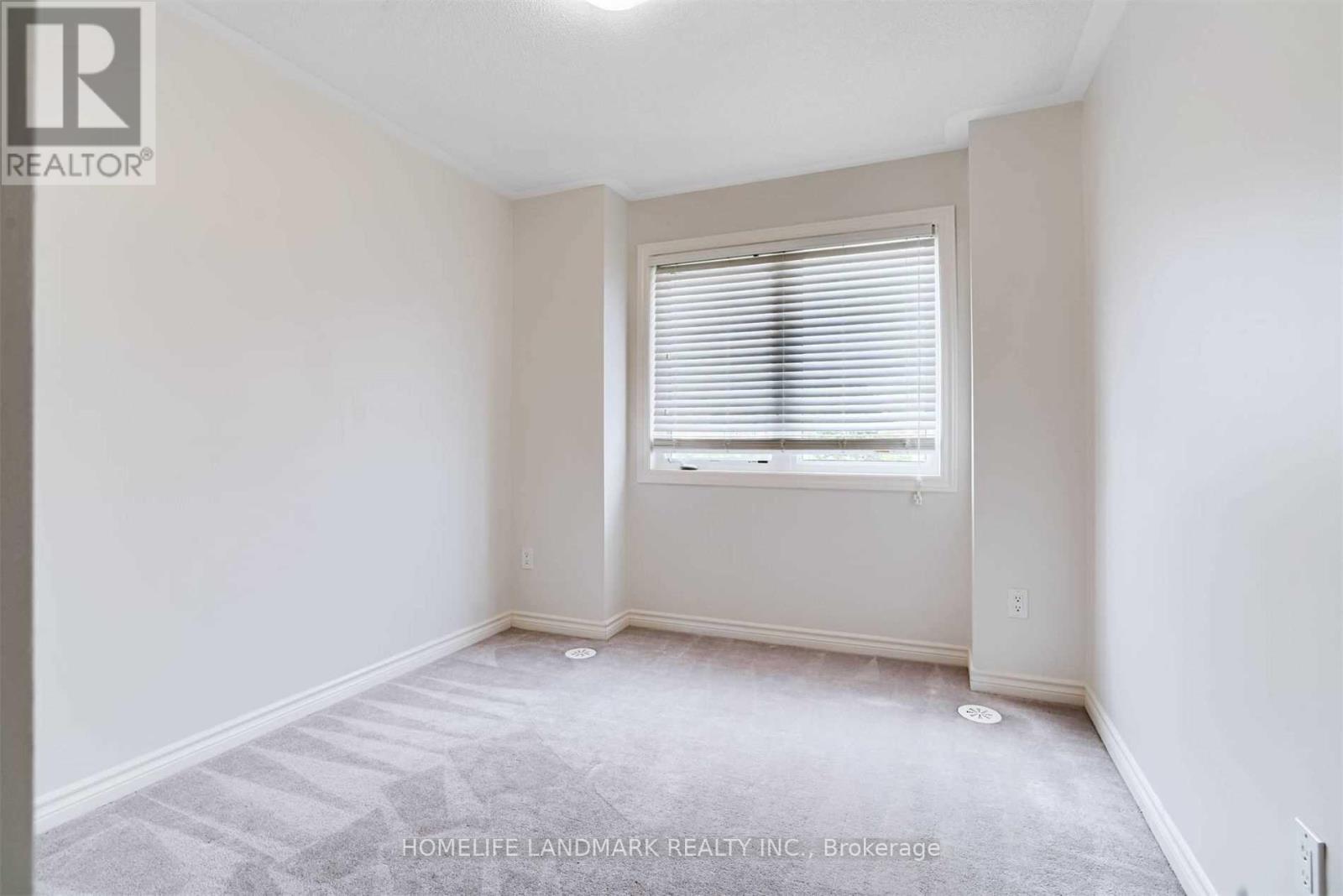 Photo 22 of 8 04 2420 Baronwood Drive, Oakville ON