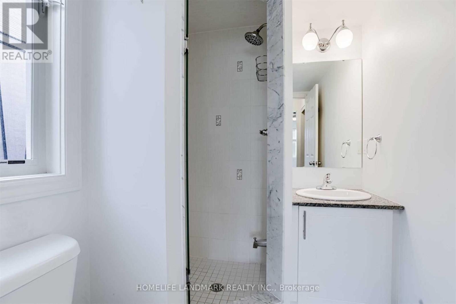 Photo 16 of 8 04 2420 Baronwood Drive, Oakville ON