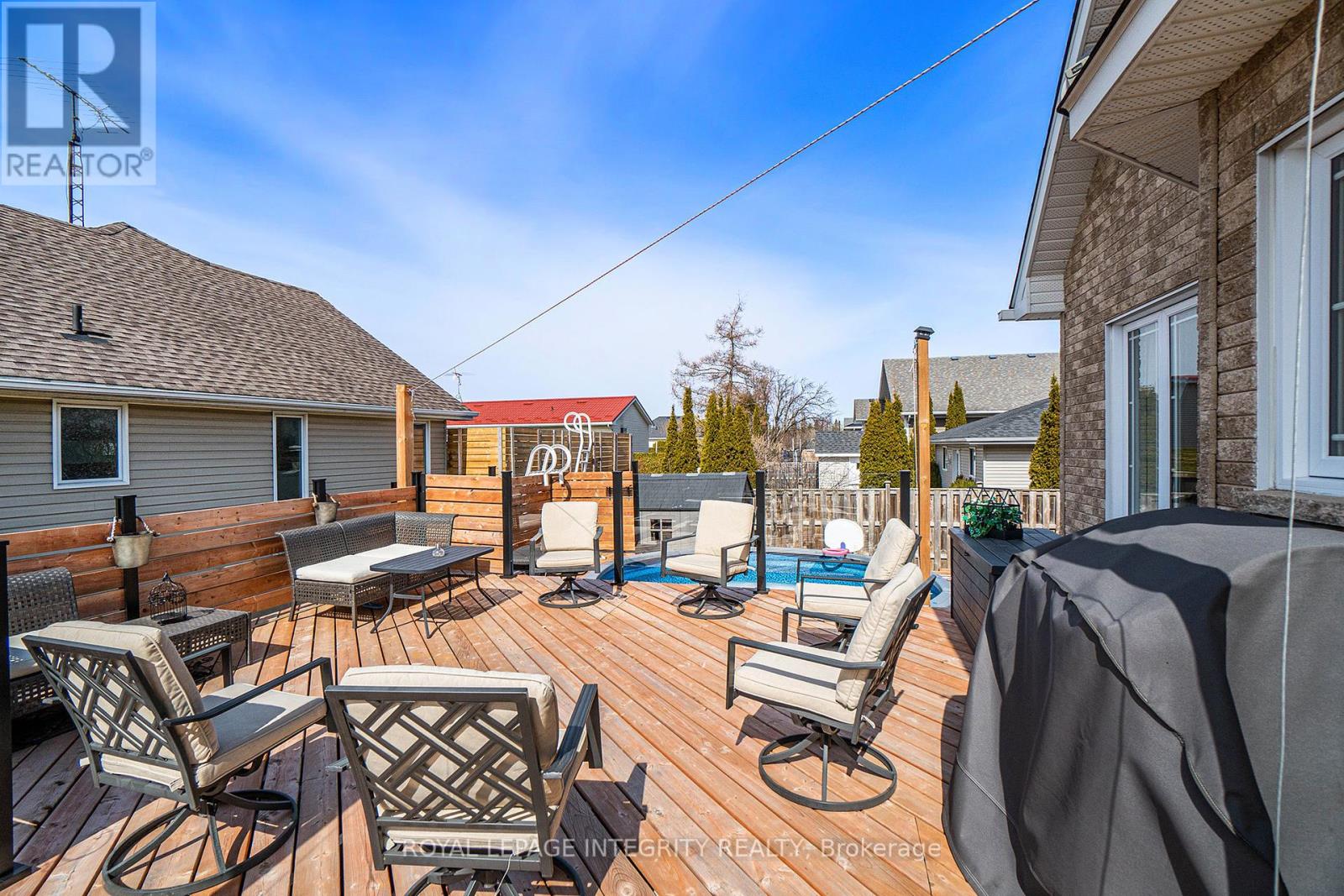 Photo 32 of 55 Rowan Drive, South Dundas ON
