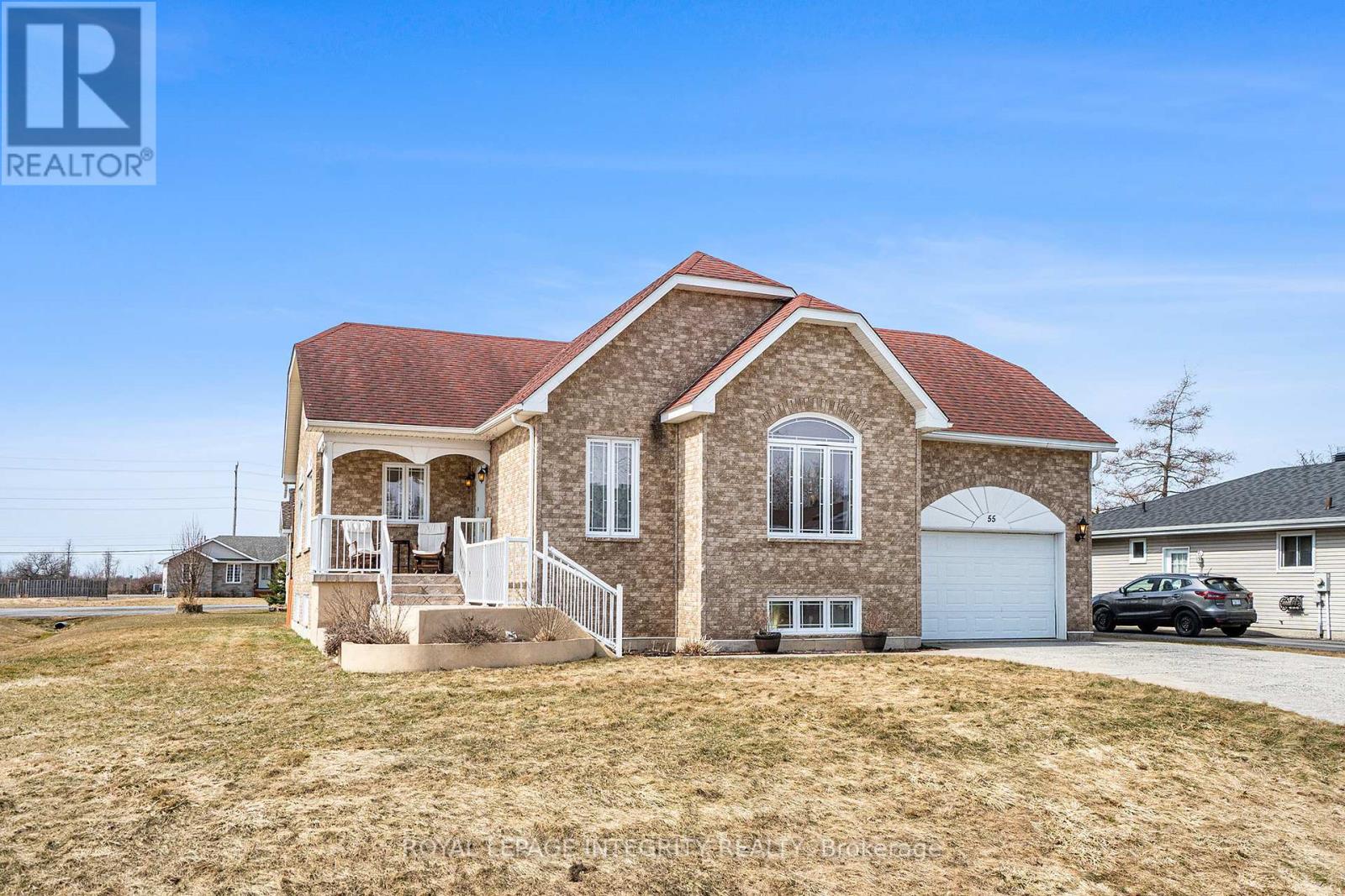 Photo 2 of 55 Rowan Drive, South Dundas ON