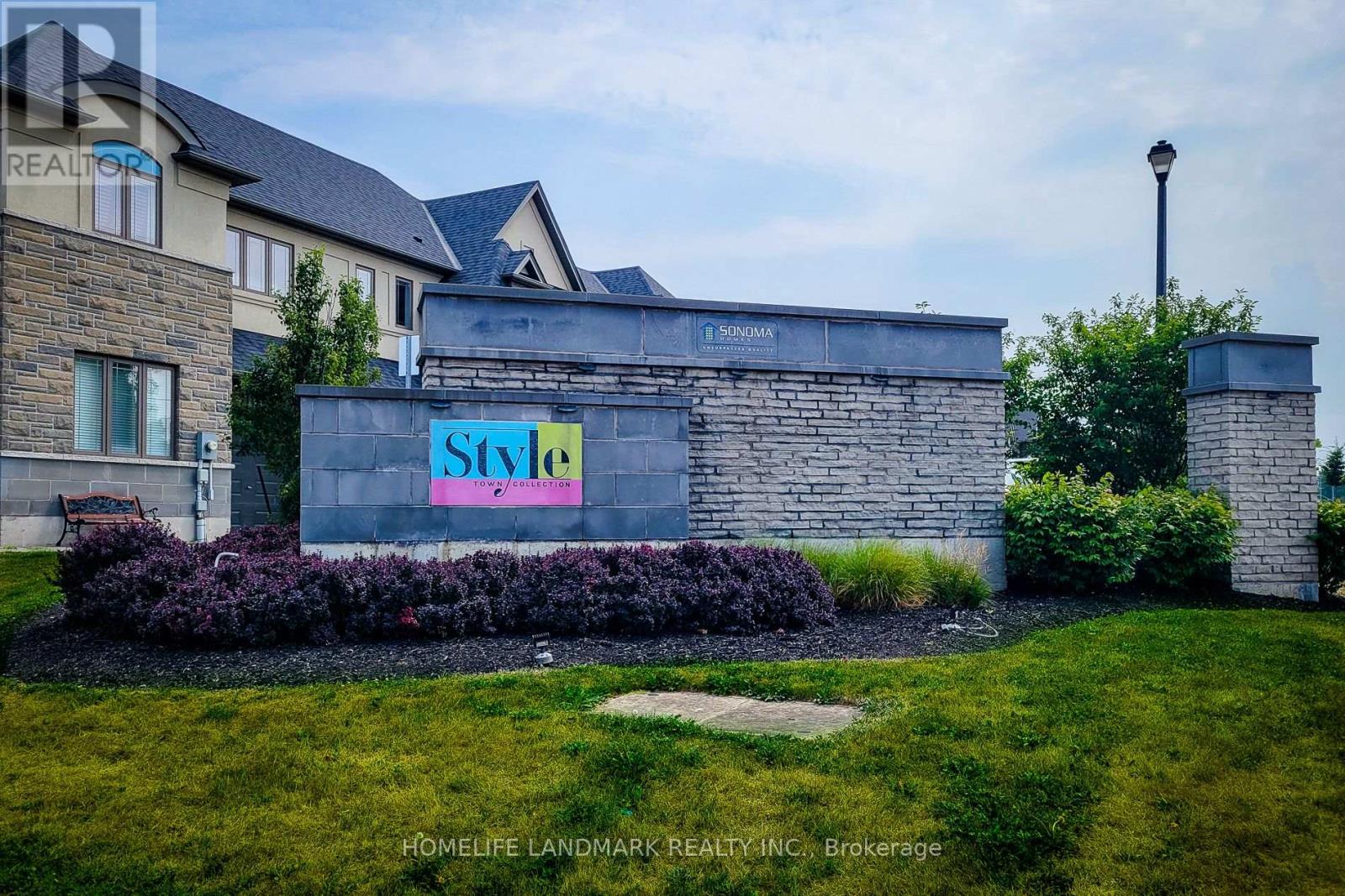Photo 1 of 75 Sonoma Valley Crescent, Hamilton ON