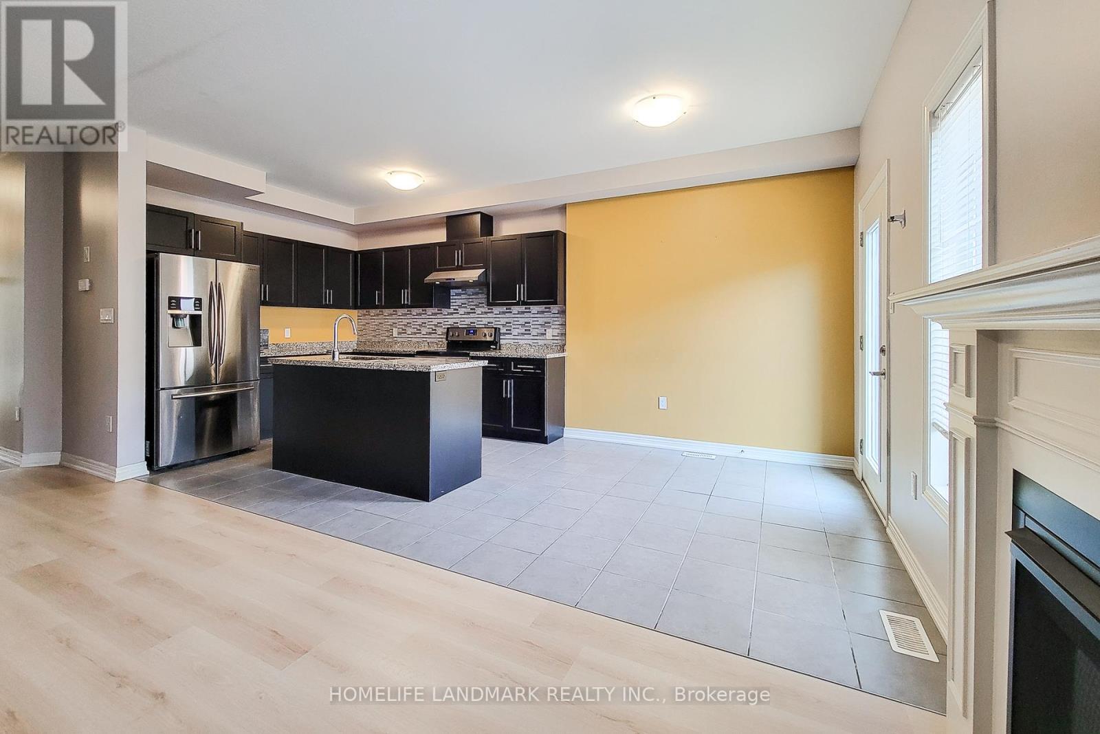 Photo 12 of 75 Sonoma Valley Crescent, Hamilton ON