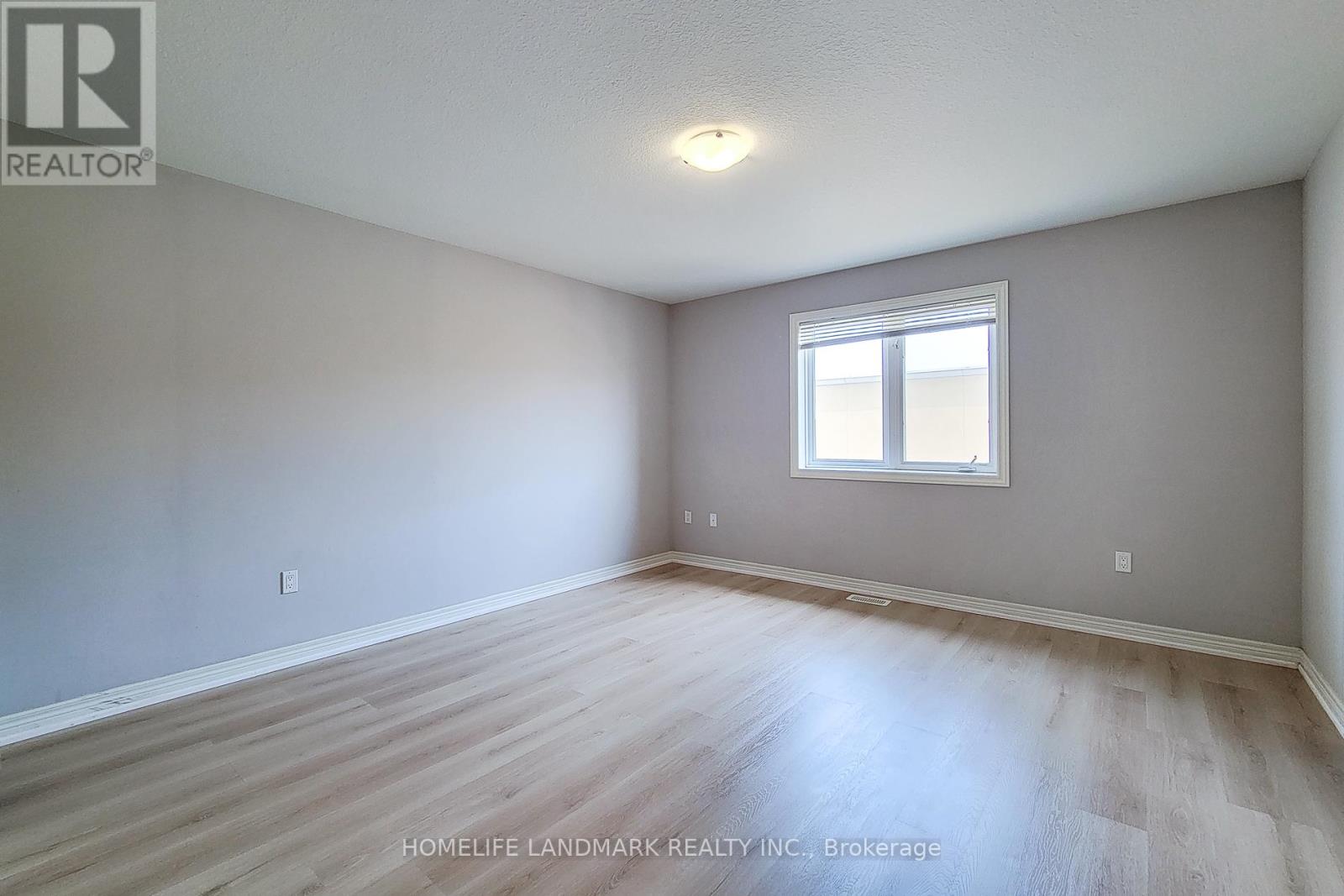 Photo 18 of 75 Sonoma Valley Crescent, Hamilton ON