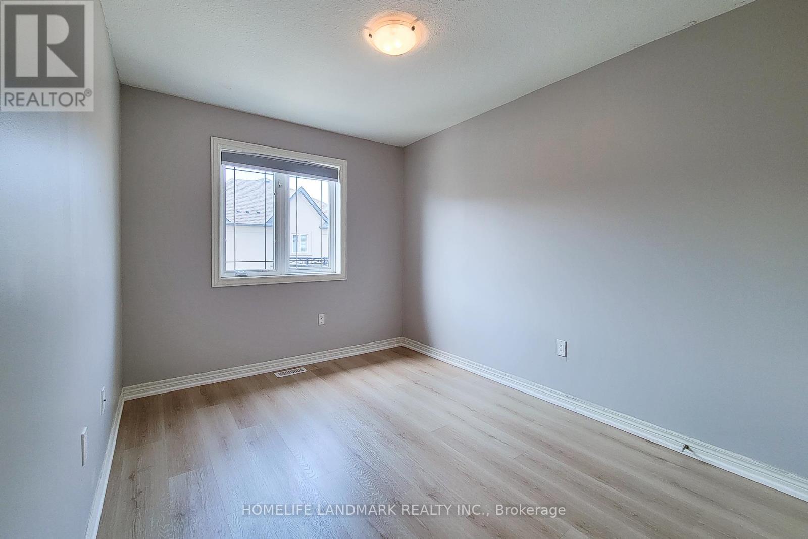 Photo 27 of 75 Sonoma Valley Crescent, Hamilton ON