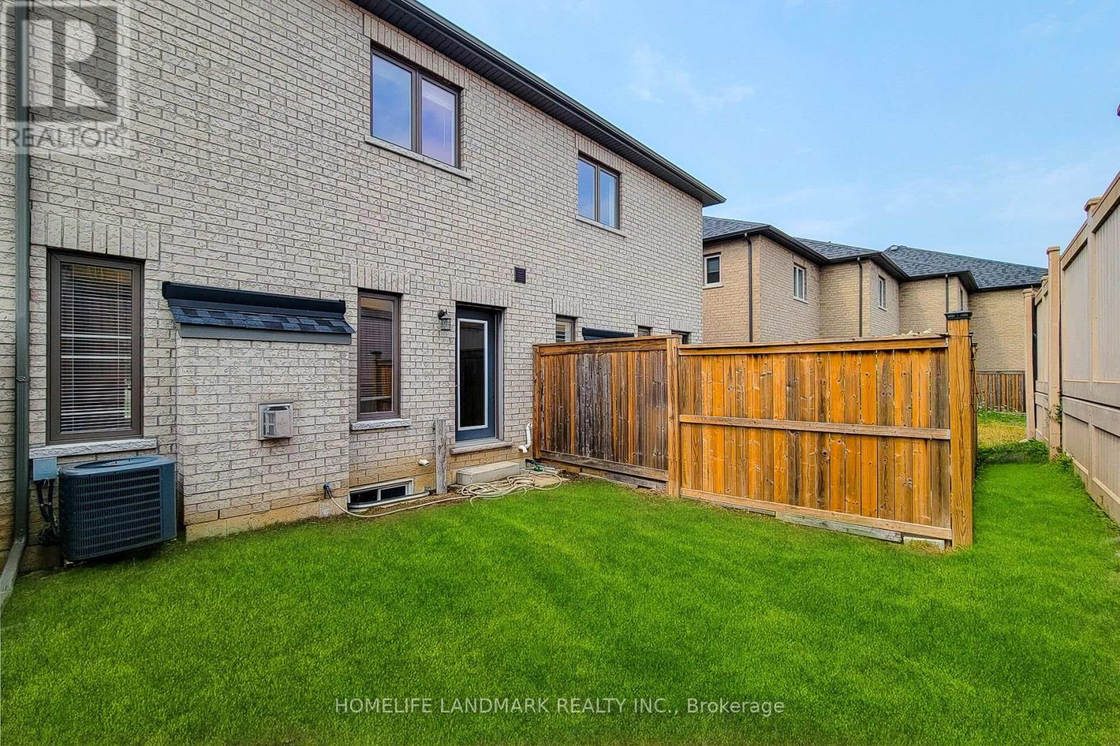 Photo 6 of 75 Sonoma Valley Crescent, Hamilton ON