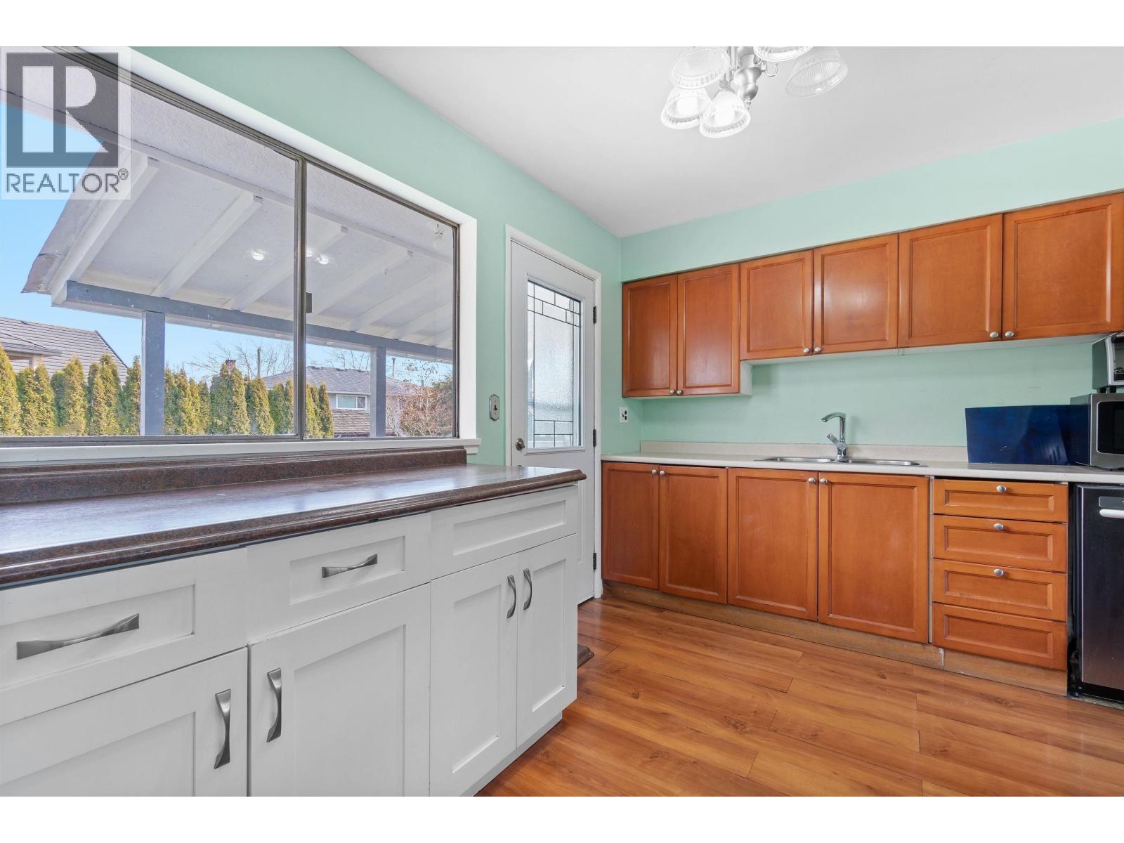 Photo 2 of 9420 Florimond Road, Richmond BC