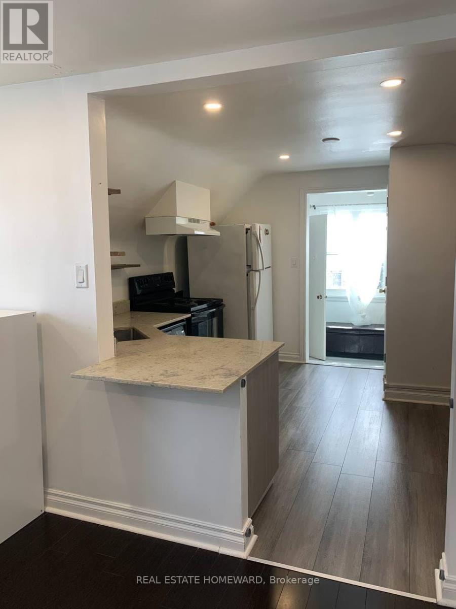 Photo 10 of 2nd Level 9 Valerie Road, Toronto ON