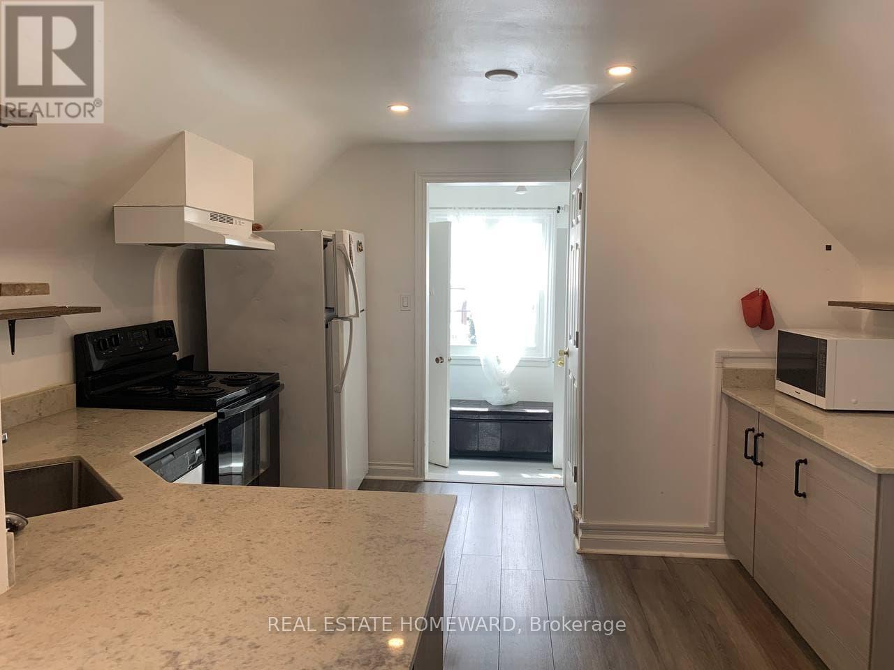 Photo 18 of 2nd Level 9 Valerie Road, Toronto ON