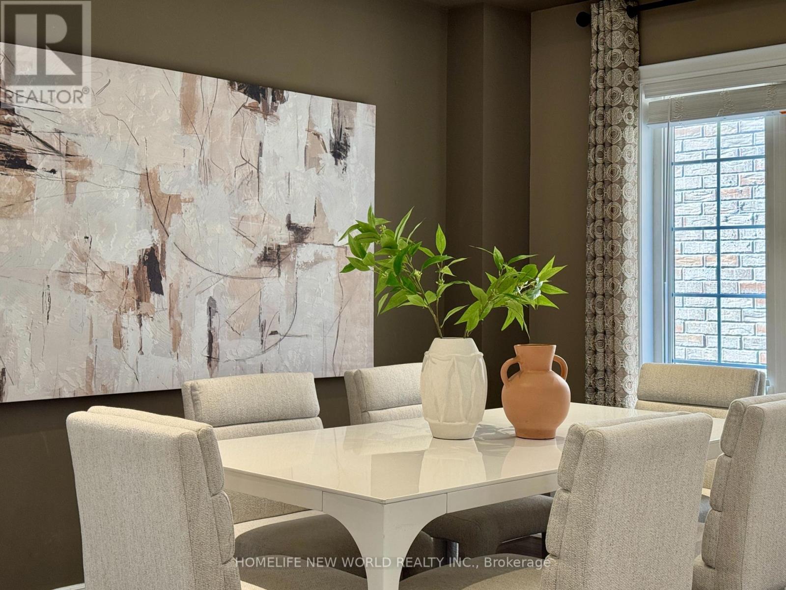 Photo 2 of 117 Lady Karen Crescent, Vaughan ON