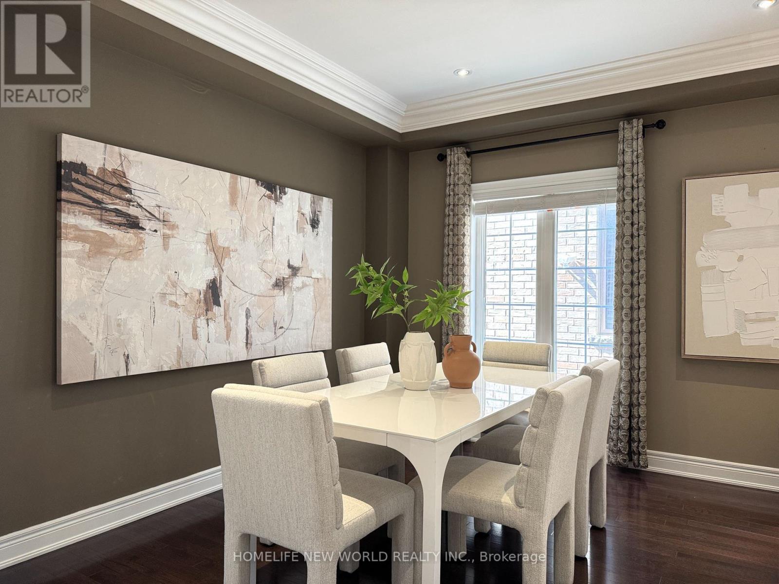 Photo 14 of 117 Lady Karen Crescent, Vaughan ON