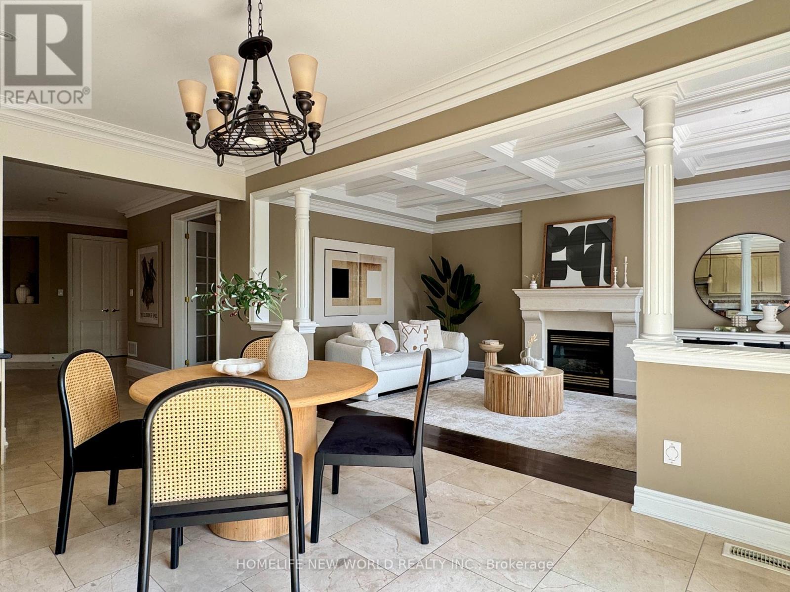 Photo 18 of 117 Lady Karen Crescent, Vaughan ON