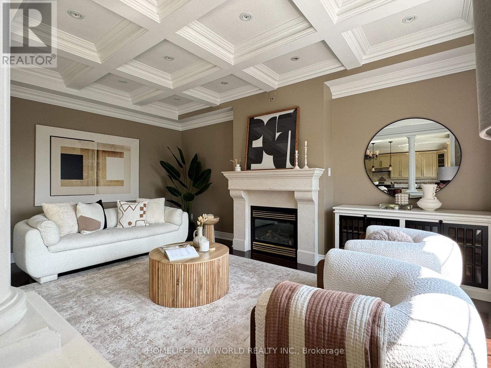 Photo 7 of 117 Lady Karen Crescent, Vaughan ON