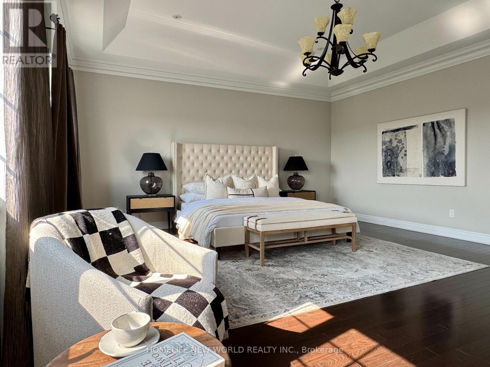 Photo 6 of 117 Lady Karen Crescent, Vaughan ON