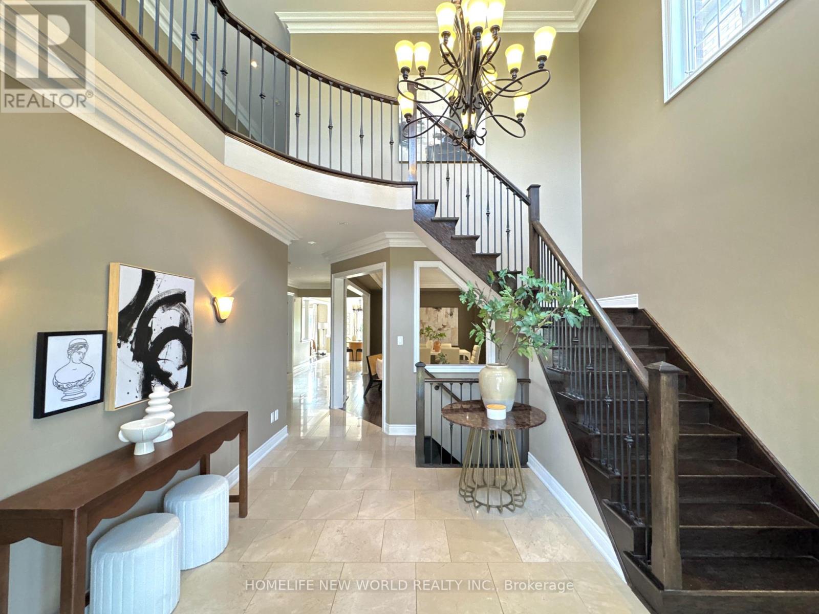 Photo 22 of 117 Lady Karen Crescent, Vaughan ON