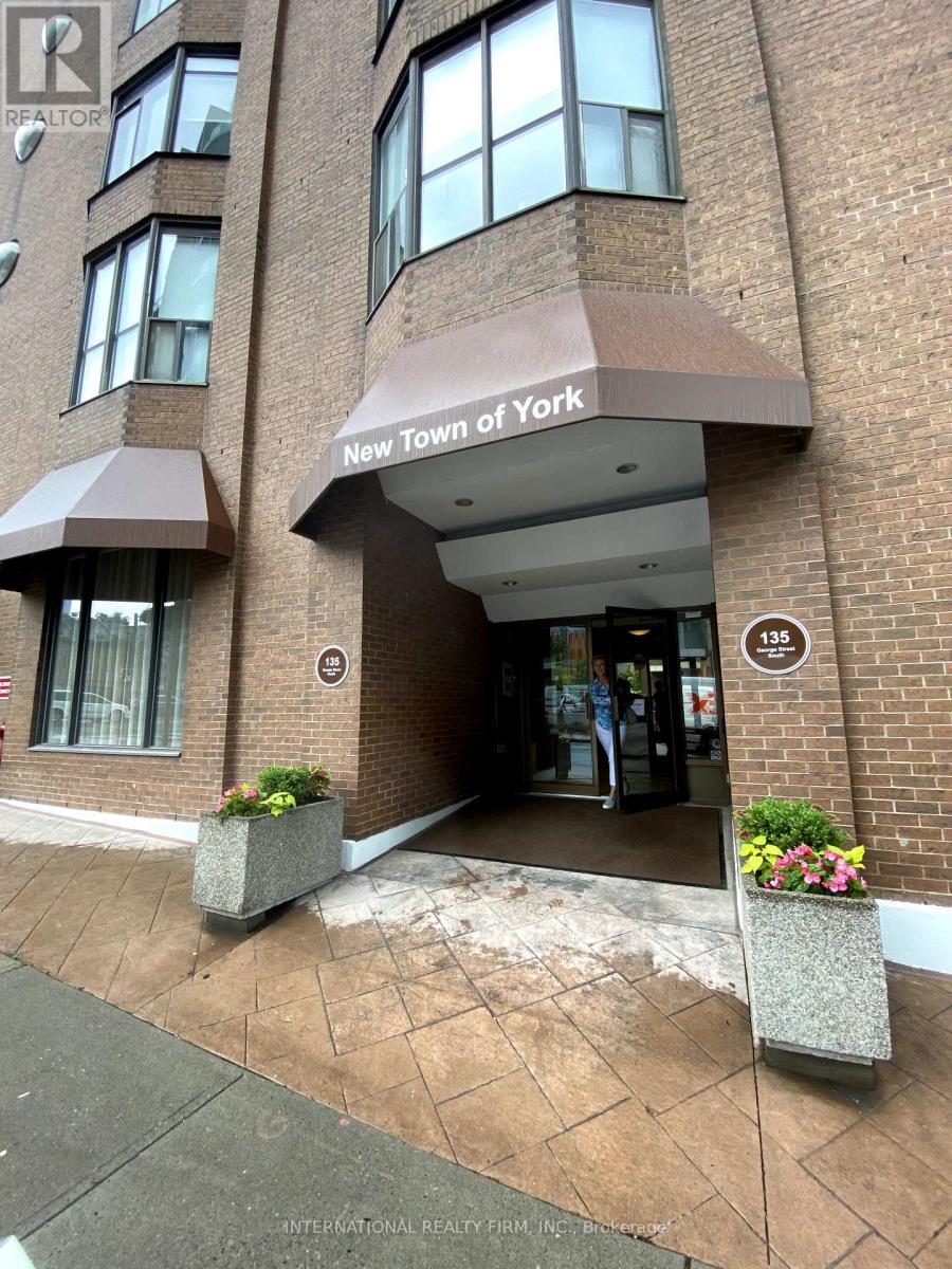 Photo 9 of 605 135 George Street S, Toronto ON