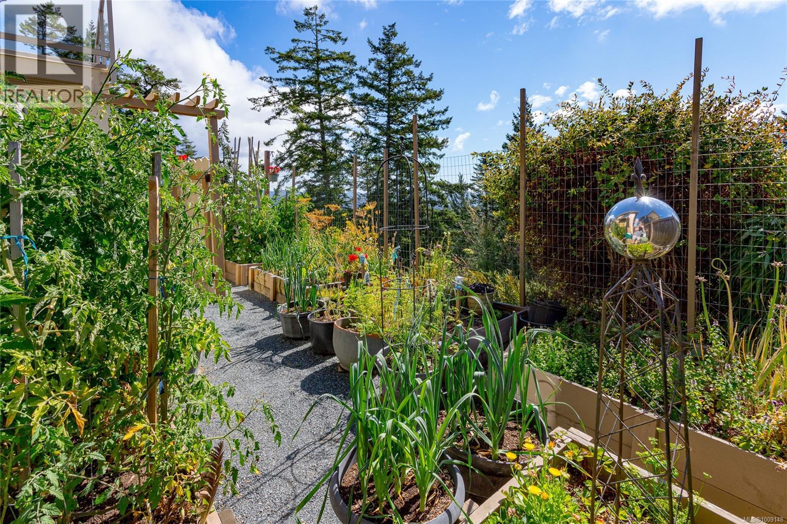 6963 Bentley Place, Sooke