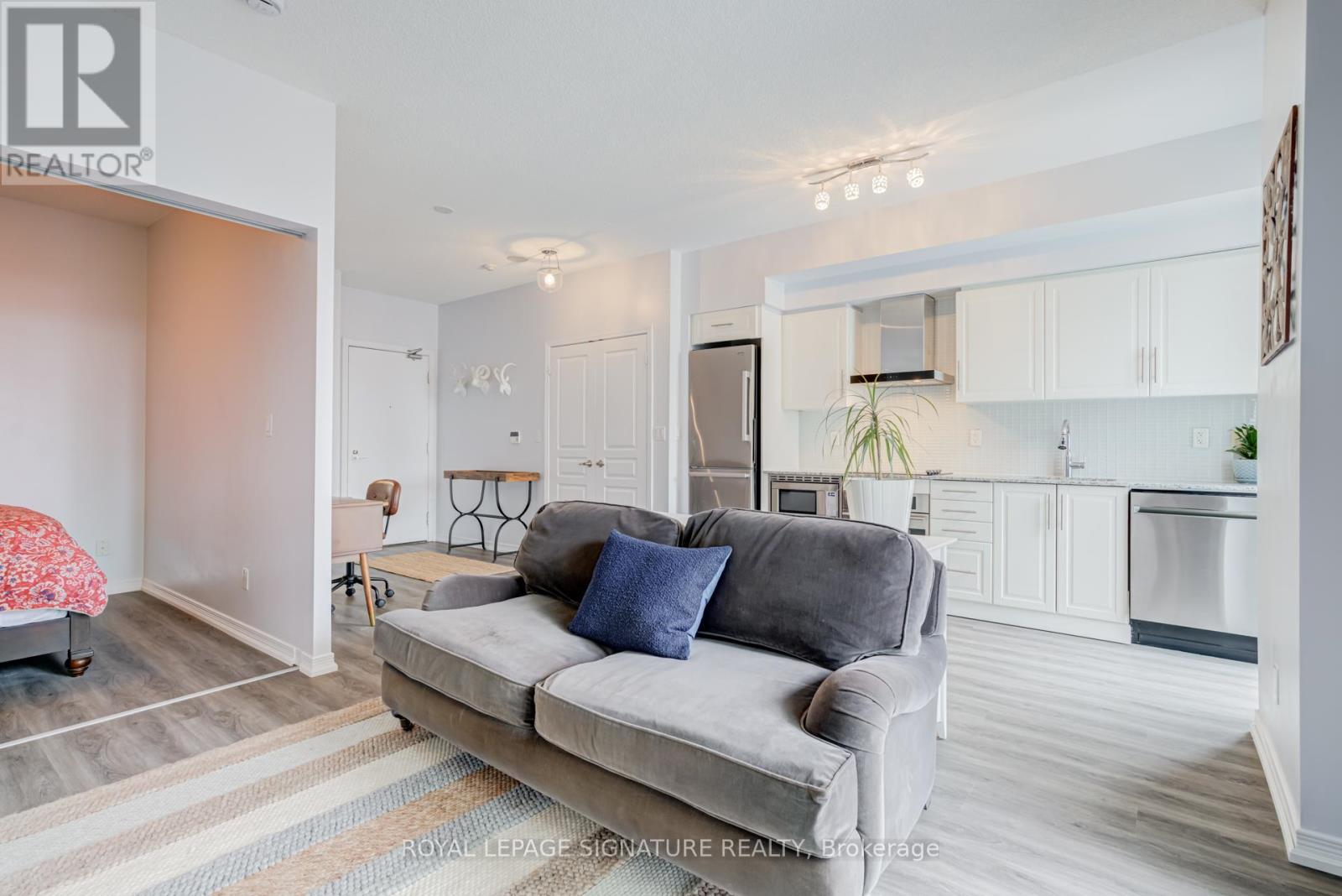 Photo 9 of 2108 352 Front Street W, Toronto ON