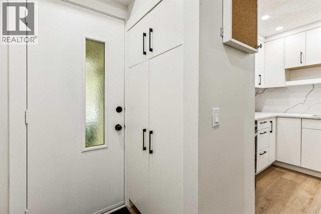 Photo 12 of 1101 2520 Palliser Drive Sw, Calgary AB