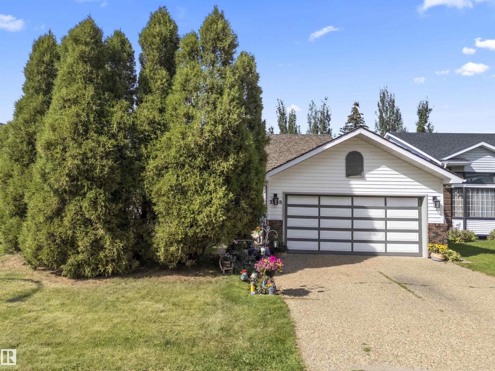 Photo 2 of 3308 42 A Av Nw, Edmonton AB