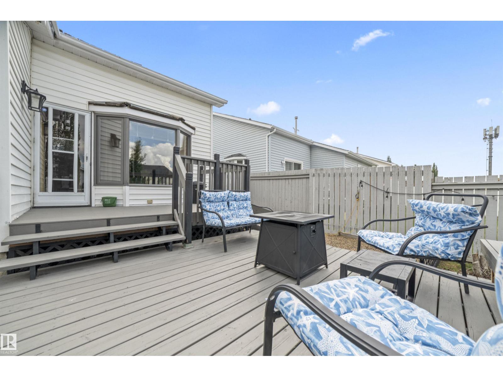 Photo 22 of 3308 42 A Av Nw, Edmonton AB