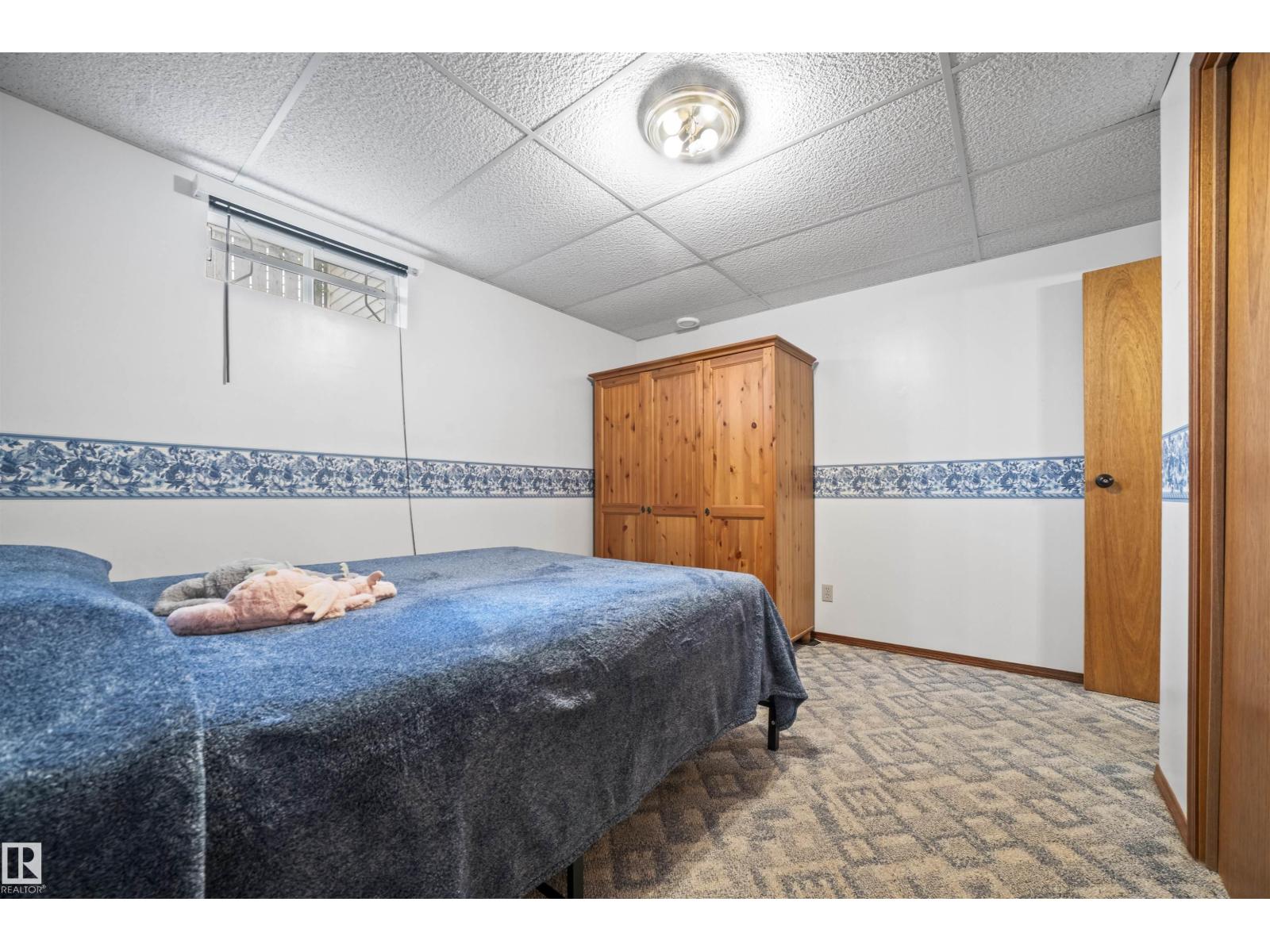 Photo 51 of 3308 42 A Av Nw, Edmonton AB