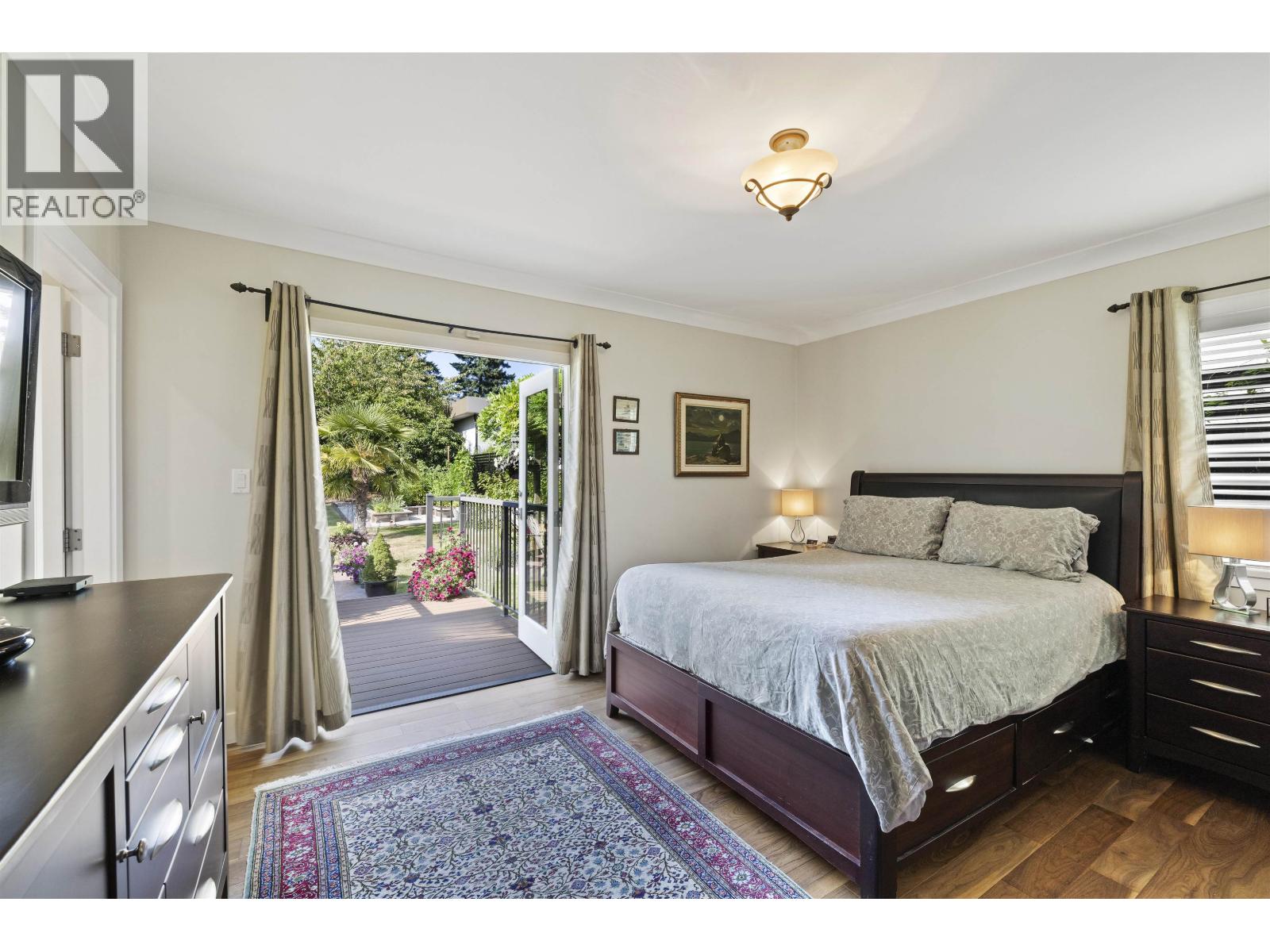 Photo 26 of 1175 Gordon Avenue, West Vancouver BC