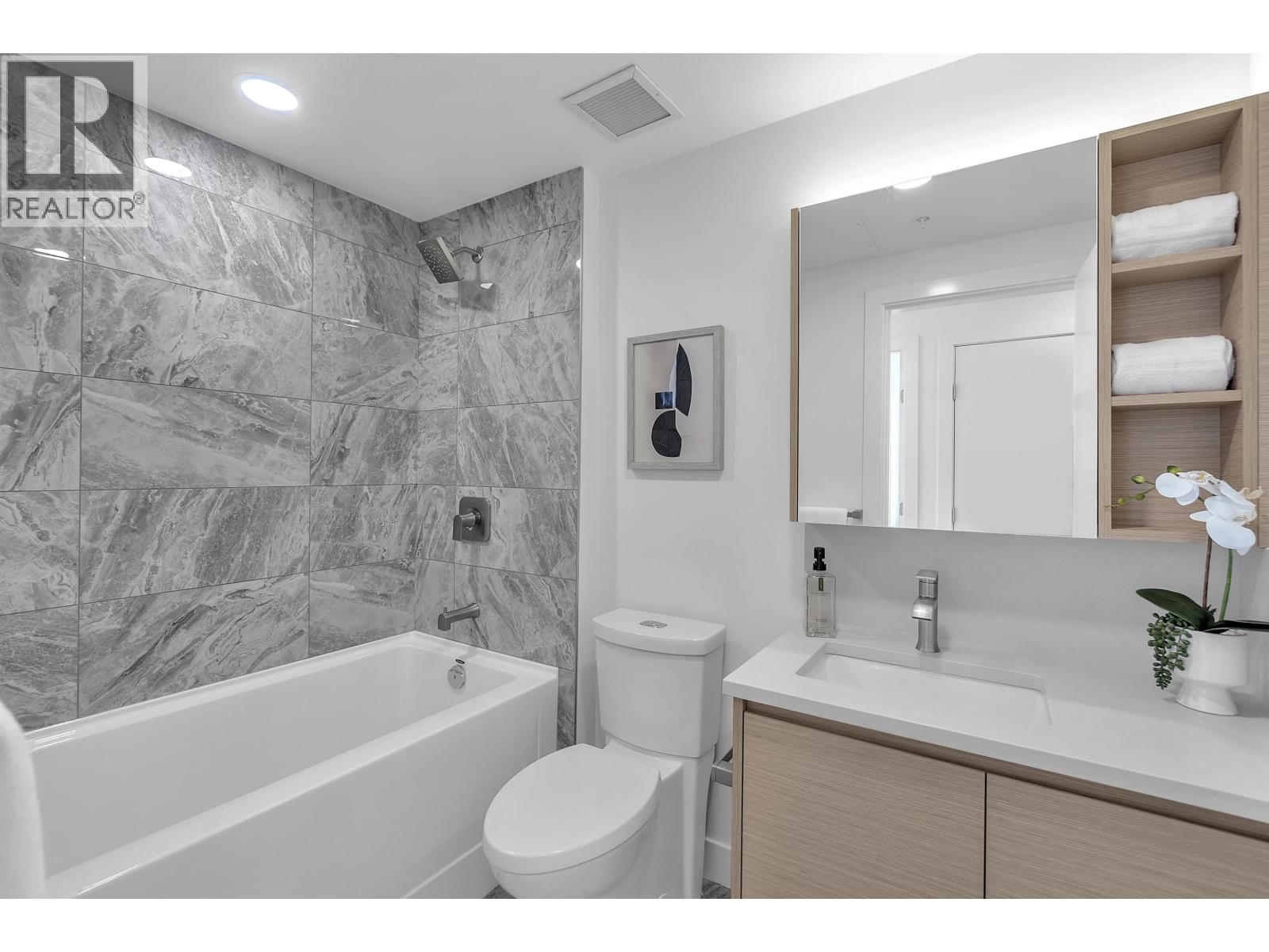 Photo 22 of 1605 4433 Alaska Street, Burnaby BC