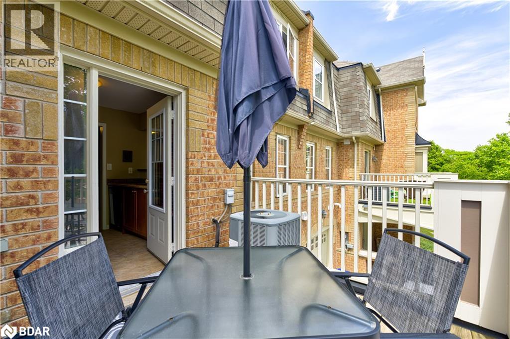 Photo 7 of 253 Wetenhall Landing, Milton ON