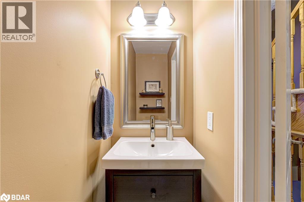 Photo 37 of 253 Wetenhall Landing, Milton ON