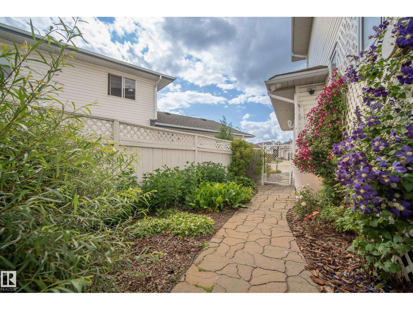 Photo 41 of 394 Hollick Kenyon Rd Nw, Edmonton AB