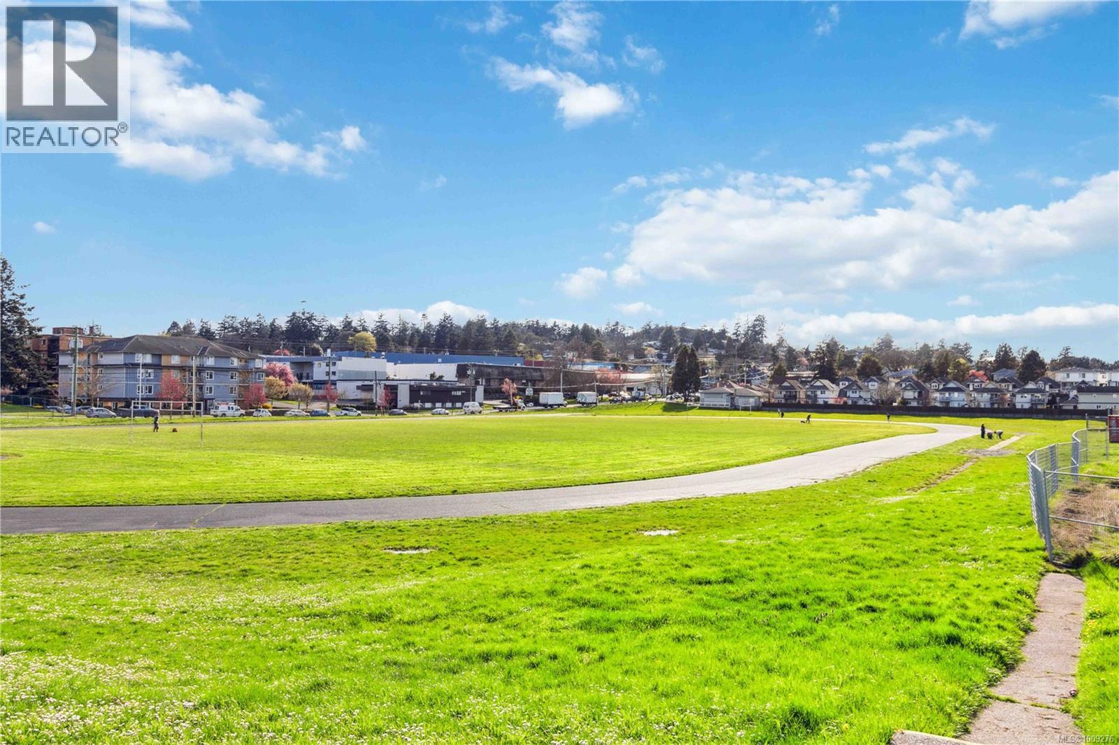 Photo 36 of 806 Old Esquimalt Rd, Esquimalt BC