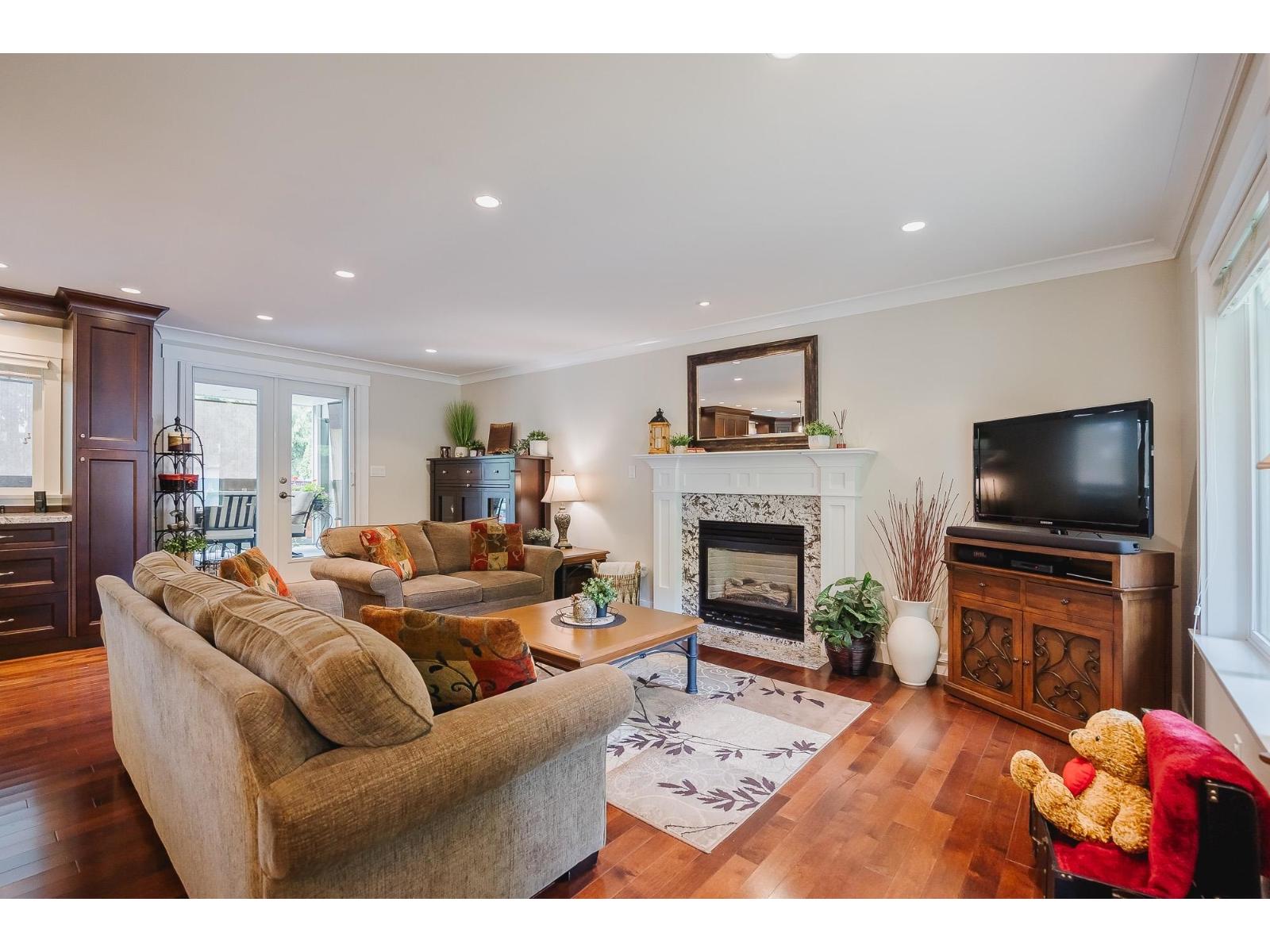 Photo 10 of 6347 183 Street, Surrey BC