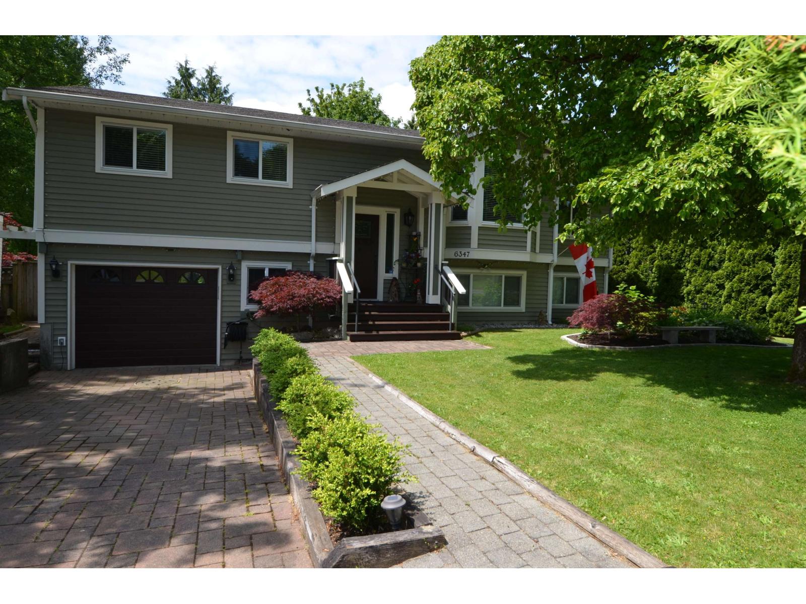 Photo 3 of 6347 183 Street, Surrey BC