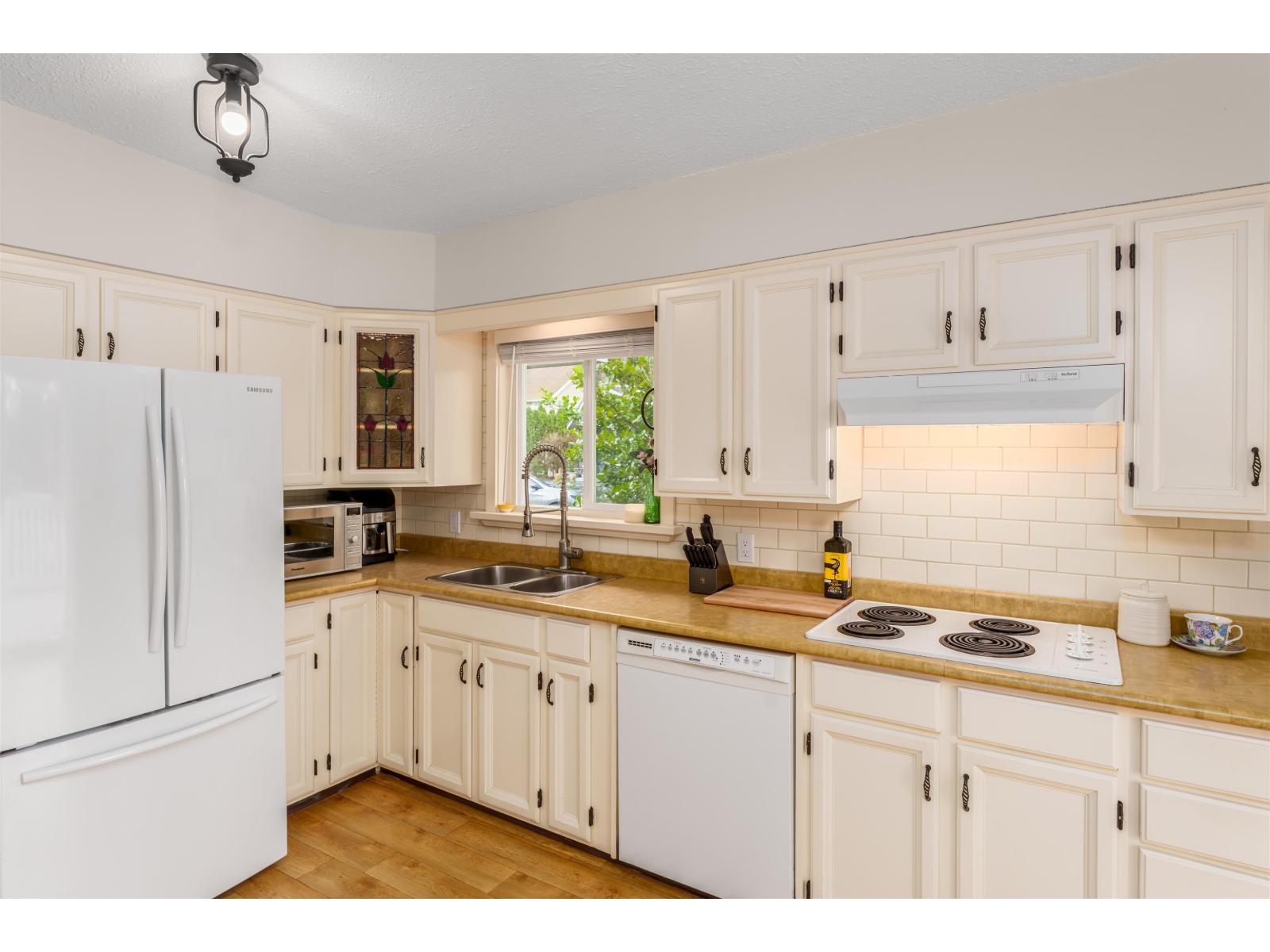 Photo 8 of 34777 Mt Blanchard Drive, Abbotsford BC